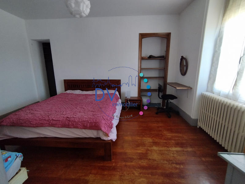 Maison - 326 m² - 10 pièces