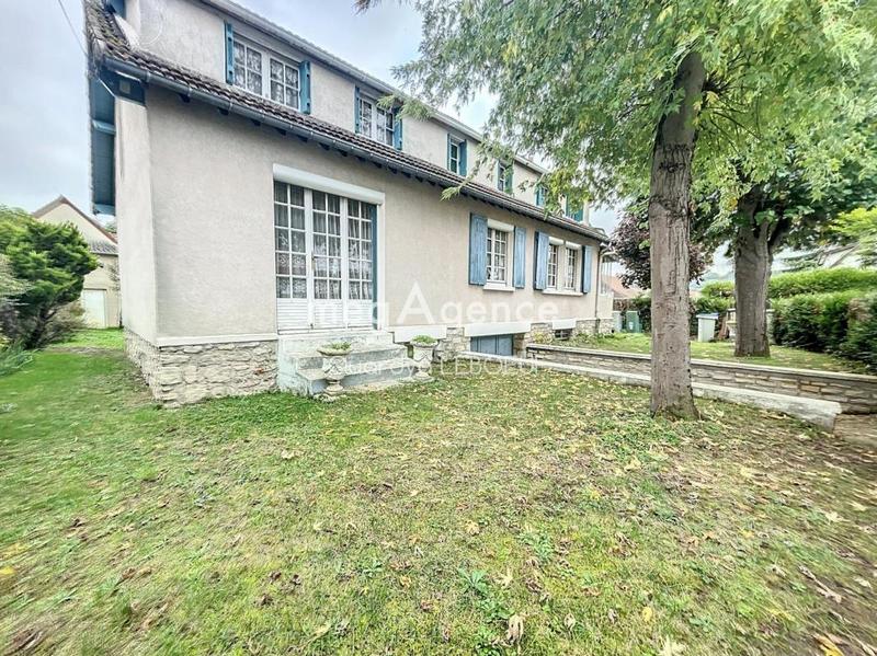 Maison - 131 m² - 6 pièces