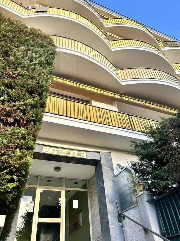 Appartement - 86 m² - 3 pièces