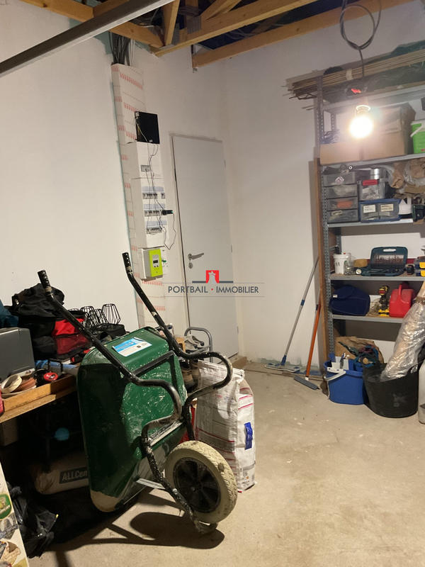 Maison - 100 m² - 4 pièces