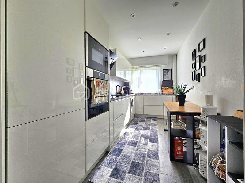 Appartement - 84 m² - 3 pièces