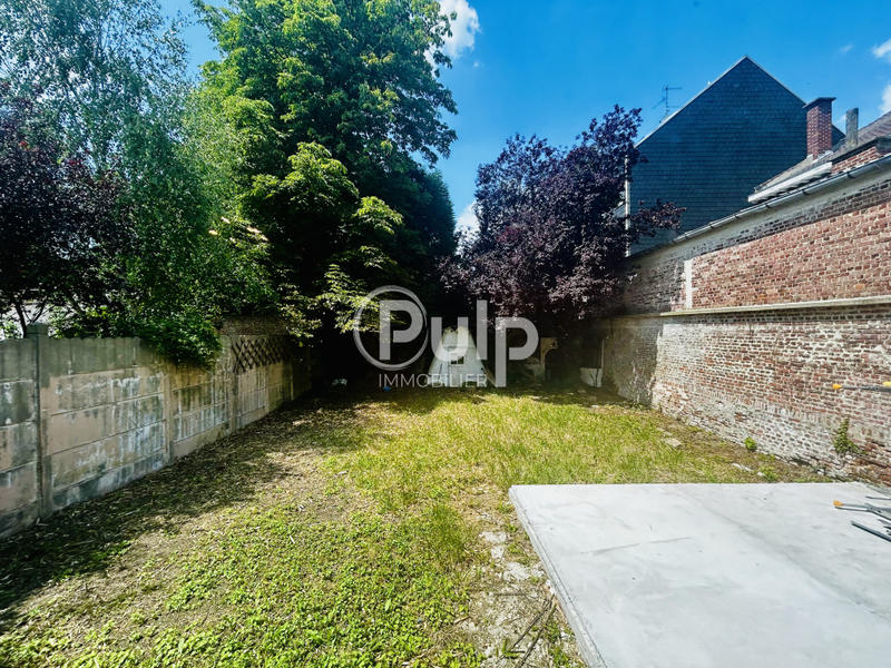 Maison - 313 m² - 10 pièces