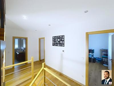 Maison - 160 m² - 7 pièces