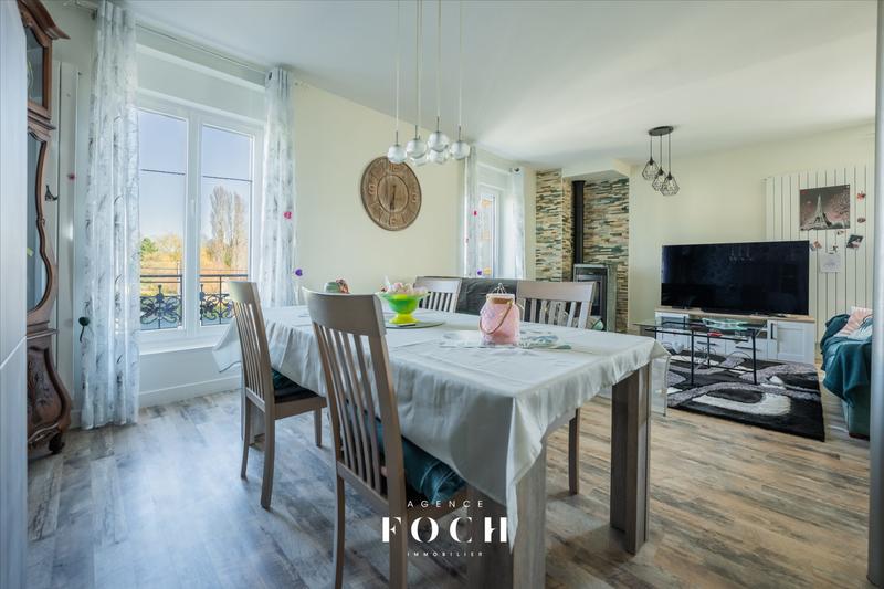 Appartement - 94 m² - 4 pièces