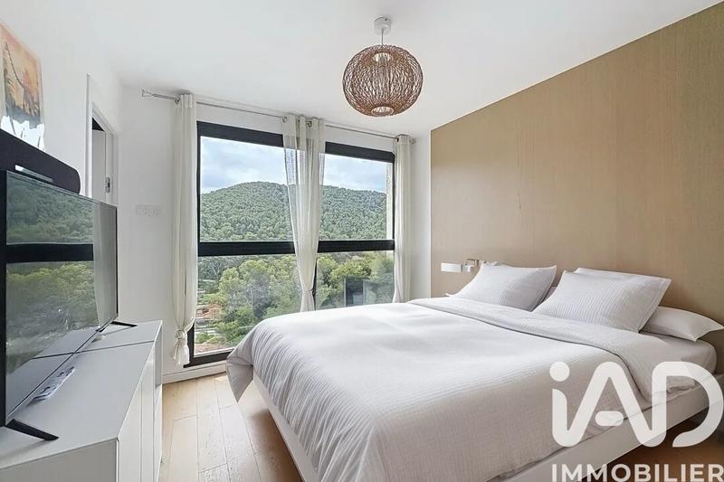 Maison - 142 m² - 6 pièces