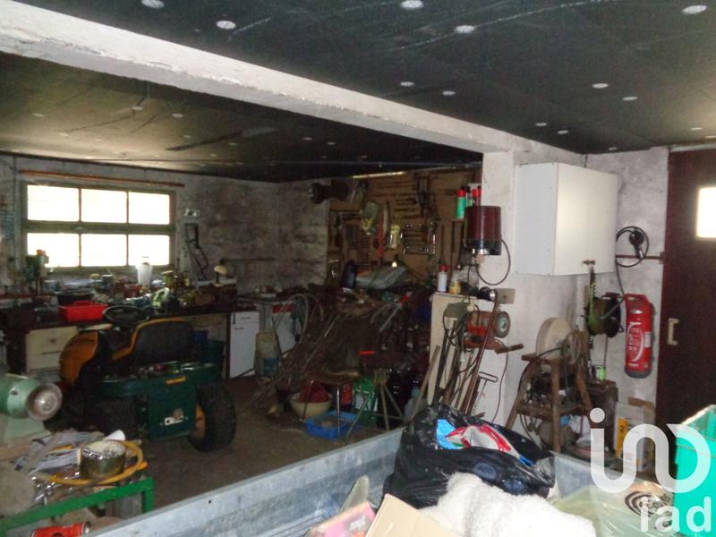 Maison - 200 m² - 8 pièces