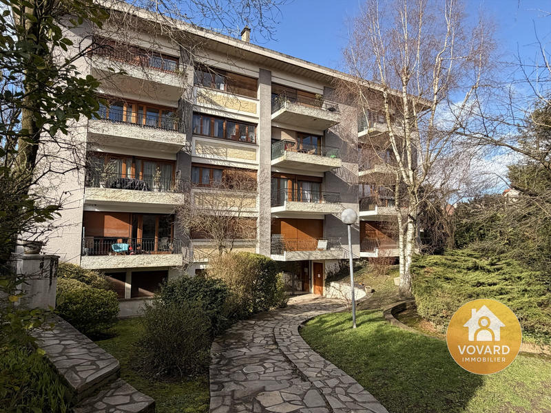 Appartement - 89 m² - 4 pièces