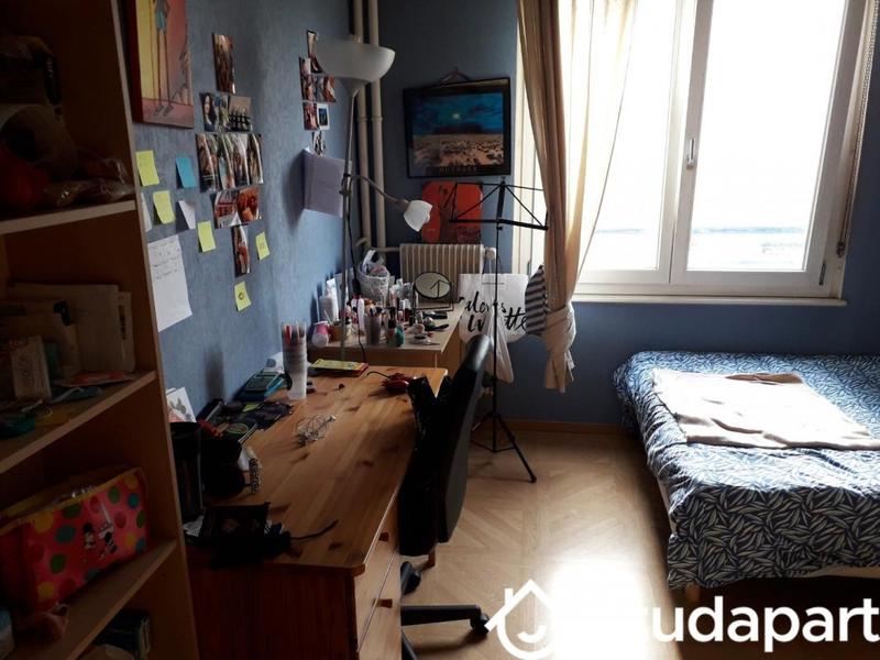 Chambre - 13 m² - 1 pièce