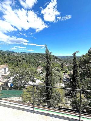 Villa - 180 m² - 6 pièces