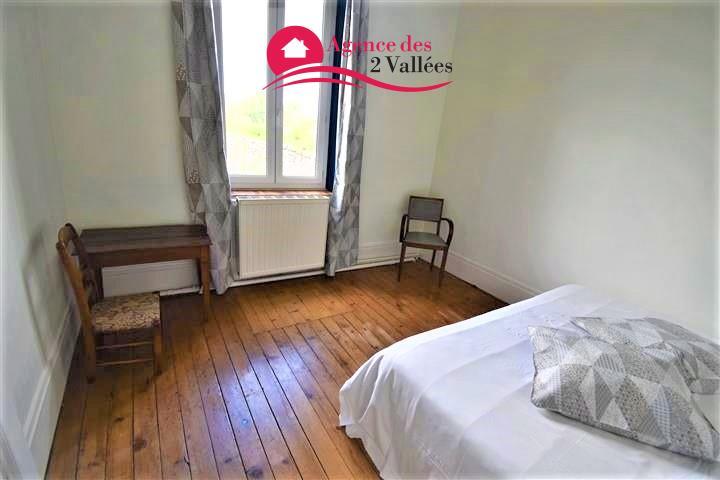 Maison - 98 m² - 6 pièces