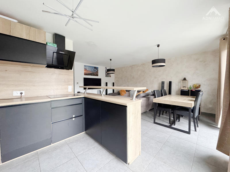 Maison - 85 m² - 4 pièces