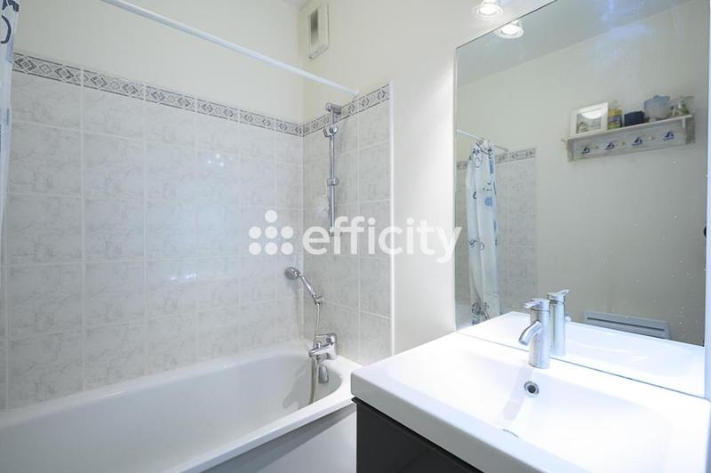 Appartement - 95 m² - 4 pièces