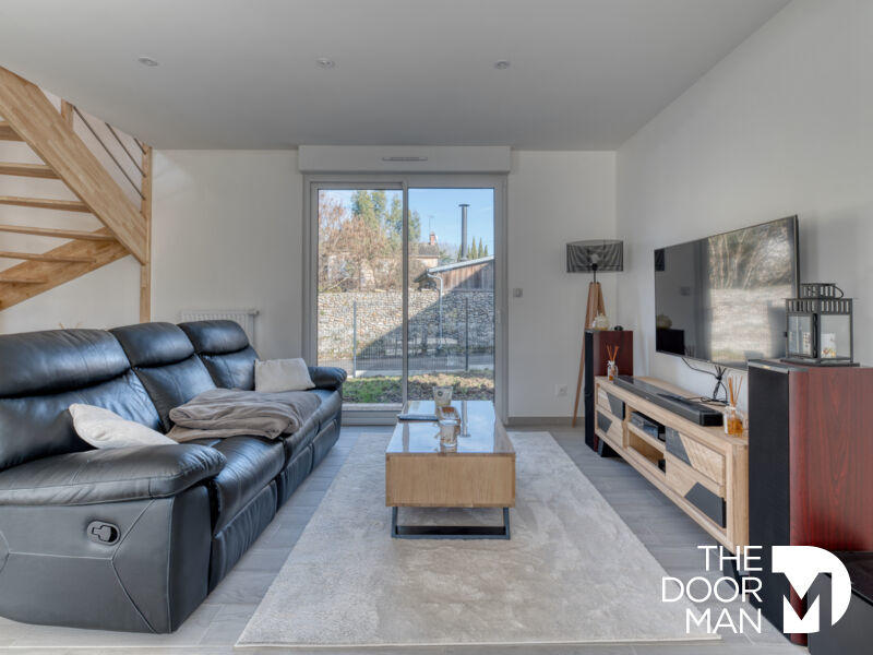 Maison - 94 m² - 5 pièces