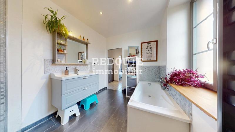 Maison en pierre - 130 m² - 5 pièces