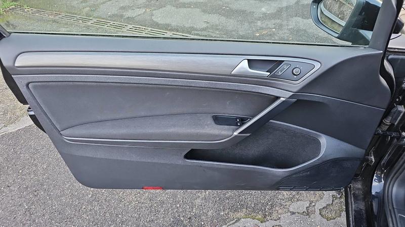 Volkswagen Golf VII 1.6 Tdi 105 Confortline Business