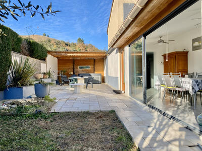 Maison - 131 m² - 7 pièces