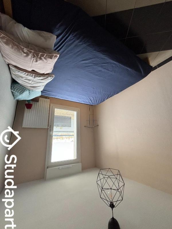 Chambre - 9 m² - 1 pièce