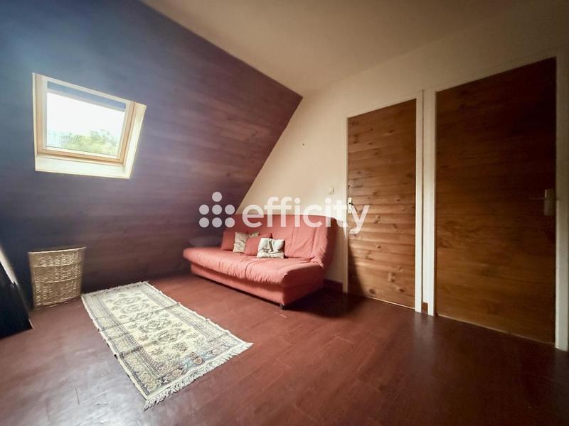 Maison - 138 m² - 6 pièces