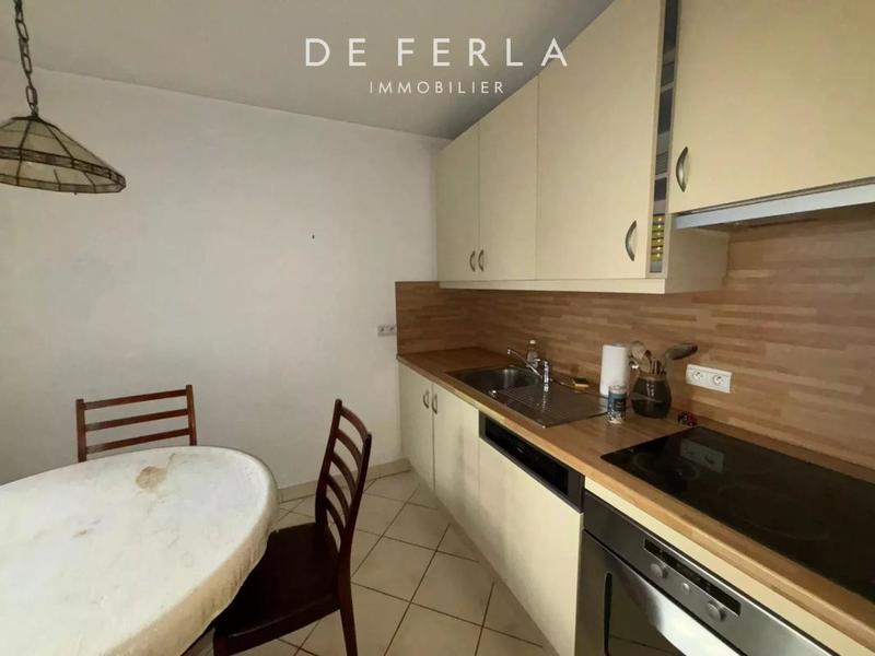 Appartement - 75 m² - 3 pièces