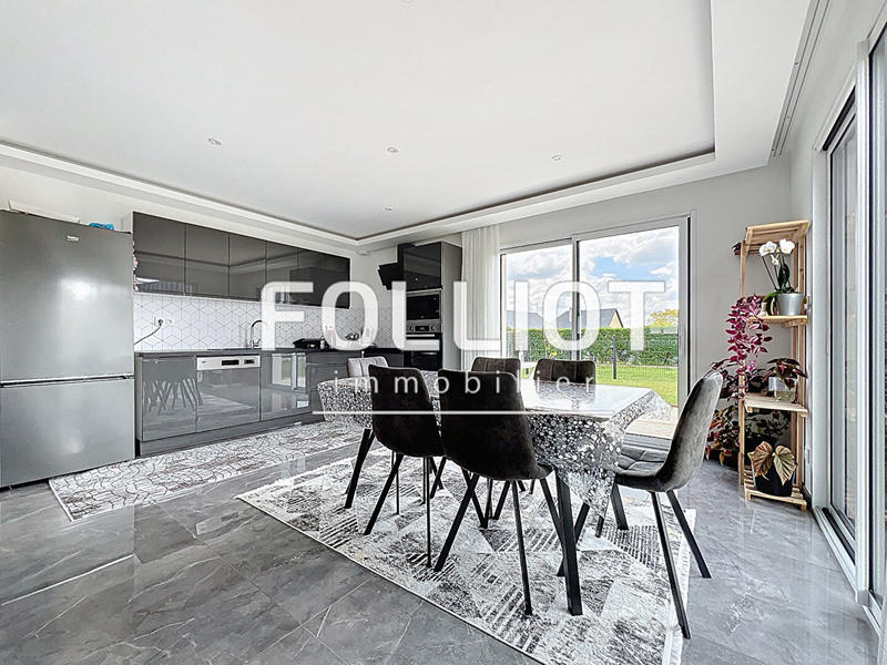 Maison - 145 m² - 6 pièces