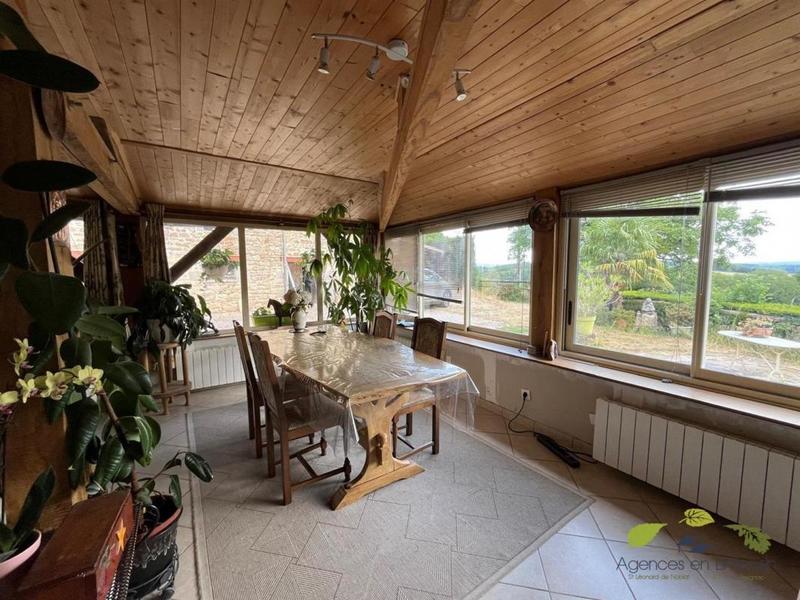 Propriété - 162 m² - 8 pièces