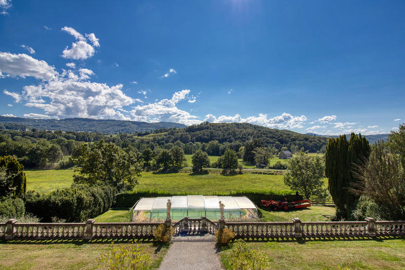 Château - 660 m² - 12 pièces