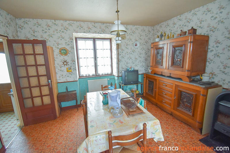 Propriété - 180 m² - 9 pièces