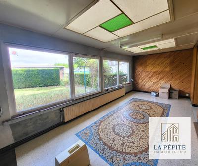 Maison - 90 m² - 5 pièces