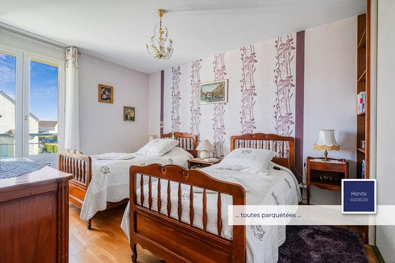 Maison - 126 m² - 6 pièces