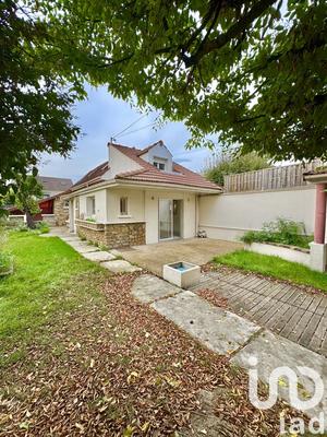 Maison - 95 m² - 5 pièces