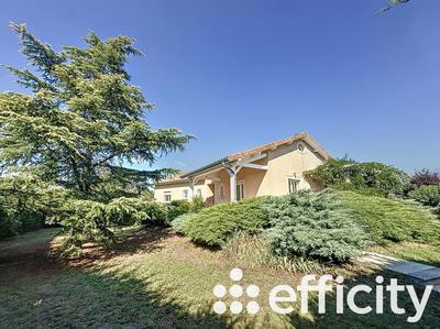 Maison - 194 m² - 6 pièces