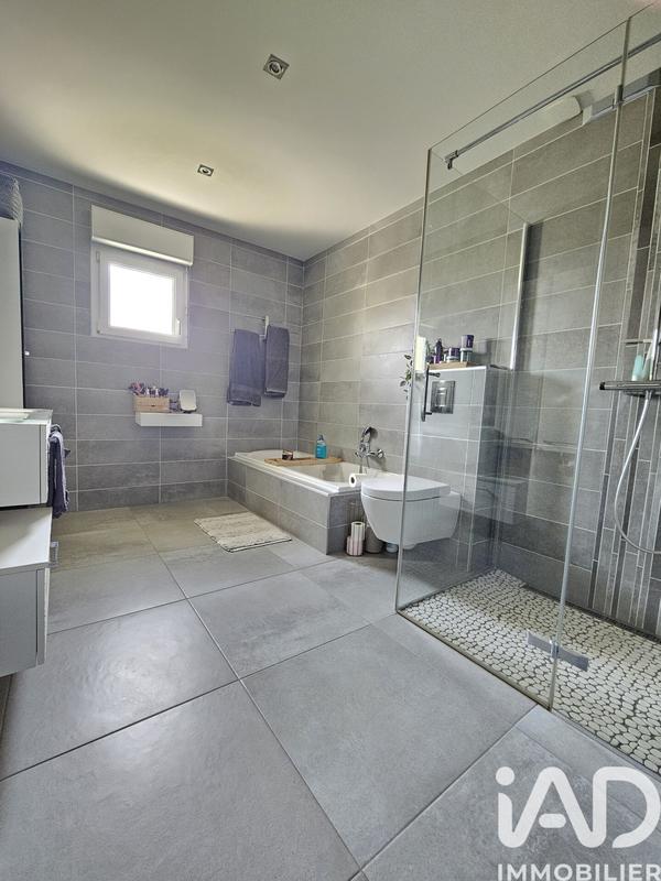 Maison - 134 m² - 5 pièces