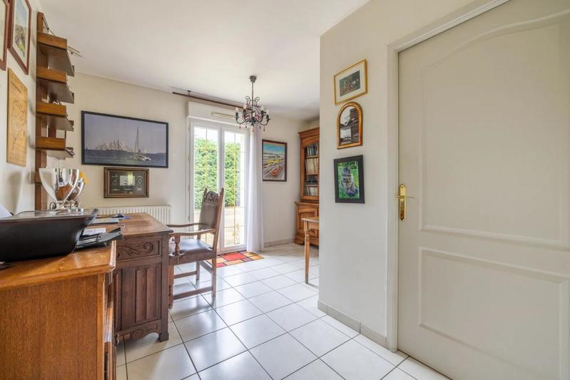 Maison - 211 m² - 7 pièces