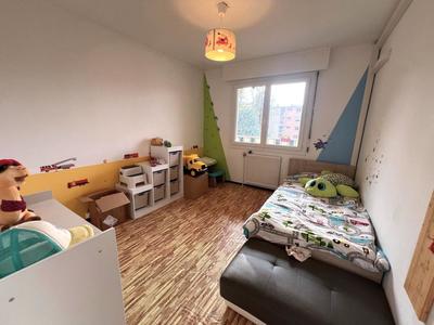 Appartement - 70 m² - 4 pièces