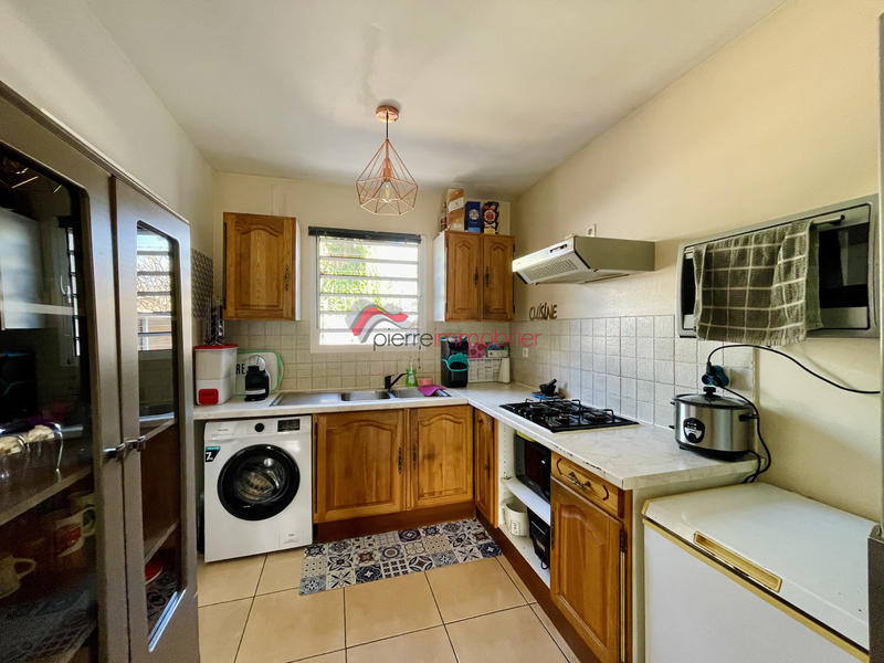 Maison - 256 m² - 13 pièces