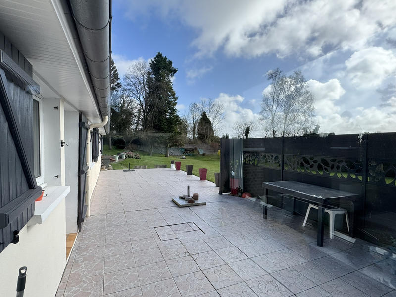 Propriété - 158 m² - 6 pièces