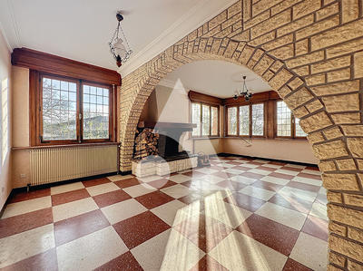 Maison - 163 m² - 7 pièces