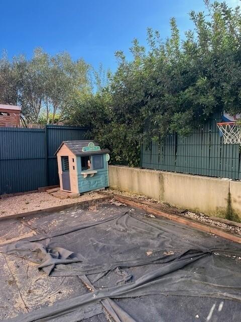 Maison jumelée - 85 m² - 5 pièces