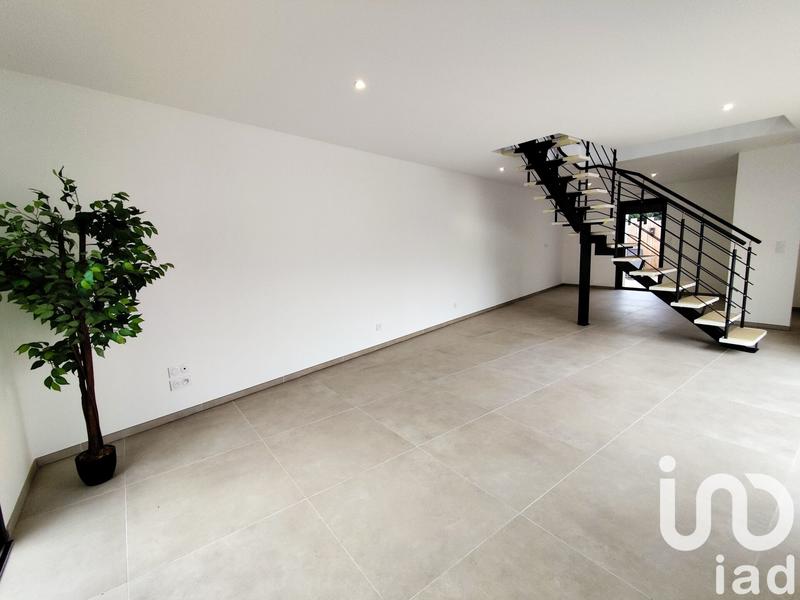 Maison - 143 m² - 6 pièces