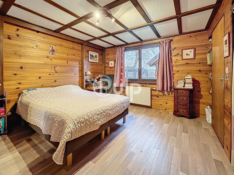 Maison - 248 m² - 13 pièces