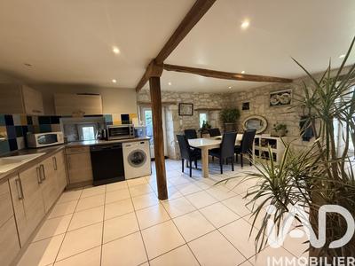 Maison de village - 80 m² - 4 pièces