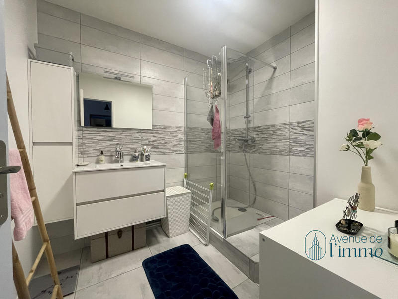 Appartement - 83 m² - 4 pièces