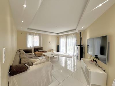 Maison - 136 m² - 6 pièces