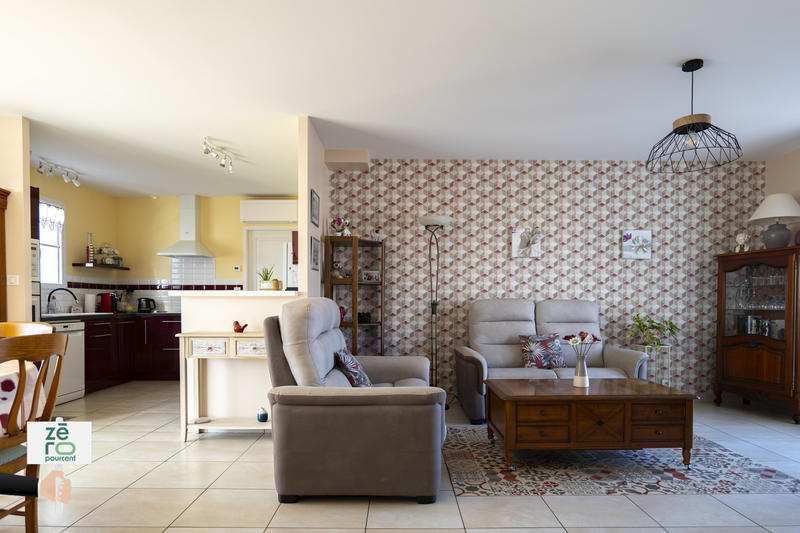 Maison - 96 m² - 4 pièces