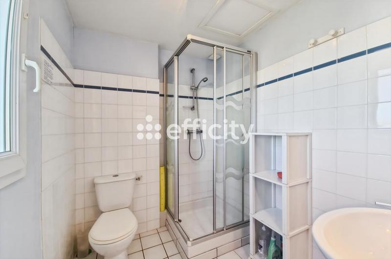 Maison - 84 m² - 5 pièces