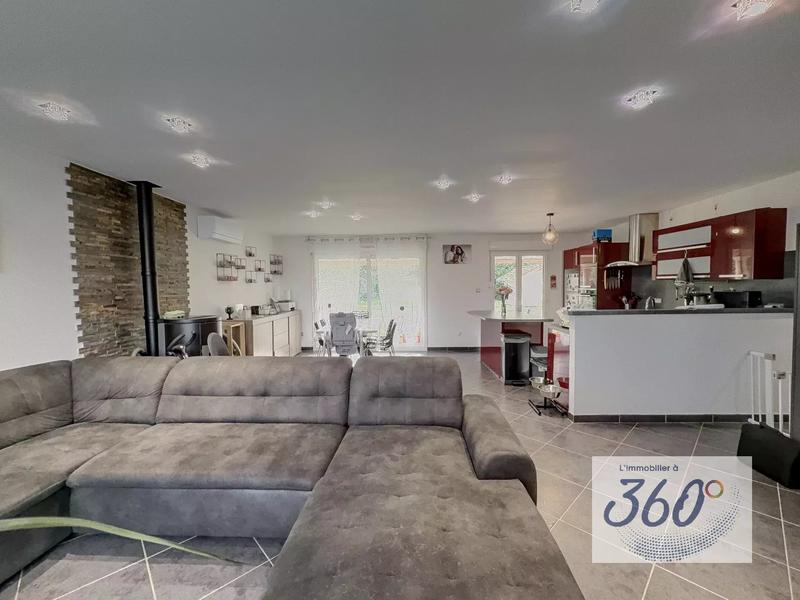 Maison - 95 m² - 3 pièces