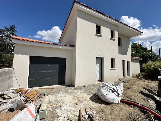 Maison - 123 m² - 6 pièces