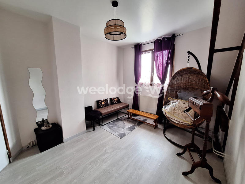 Maison - 151 m² - 7 pièces