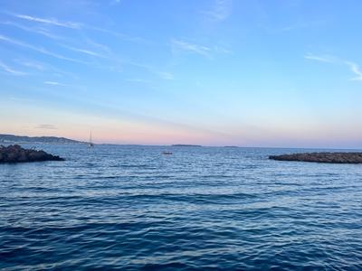 Fonds de commerce - 600 m²