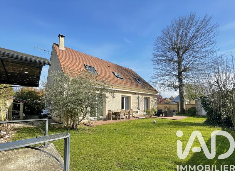 Maison - 135 m² - 6 pièces